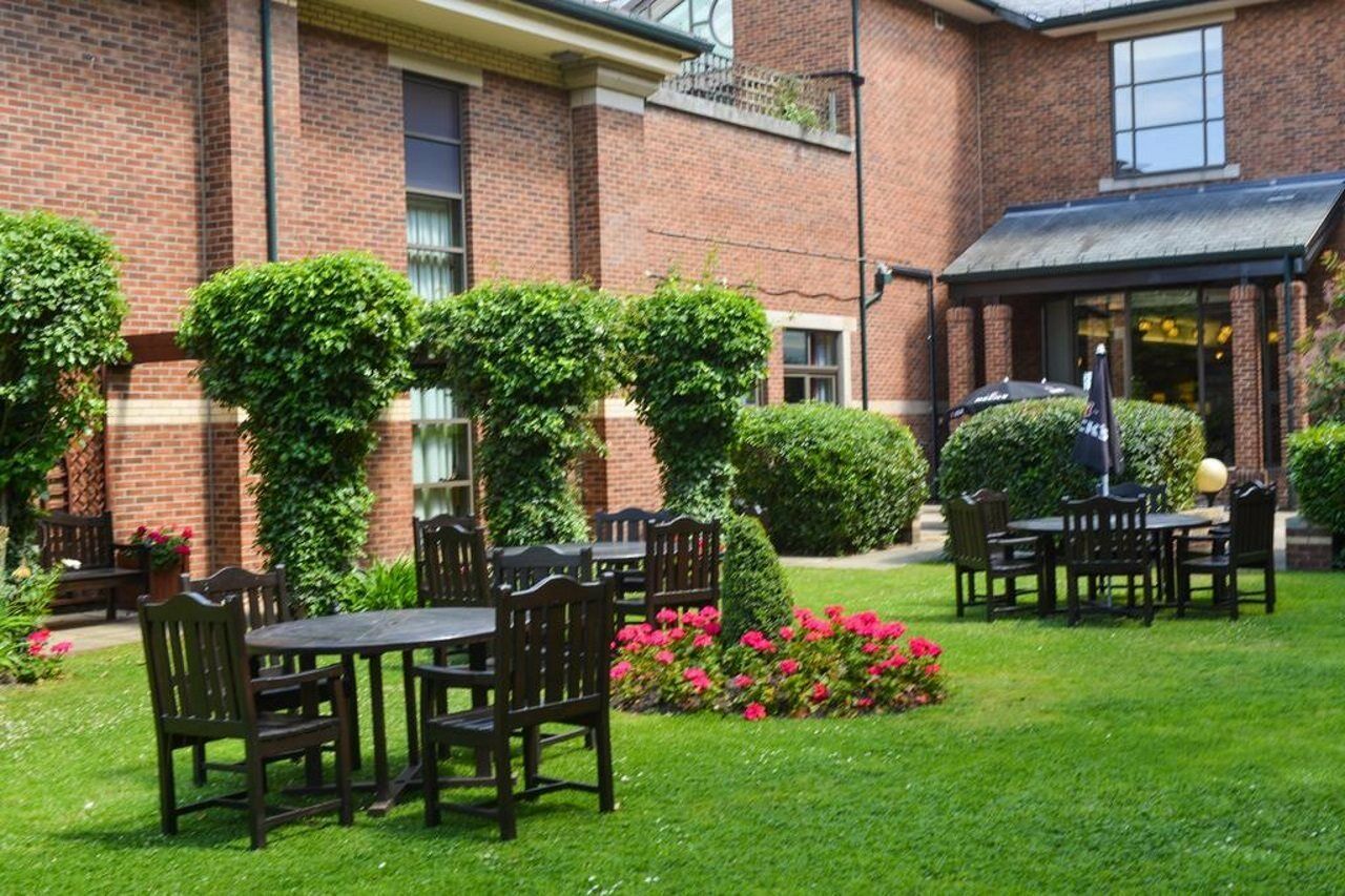 Cedar Court Bradford Hotel Exteriör bild